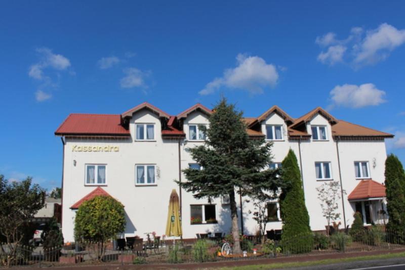 Restauracja Hotel Kassandra Września Extérieur photo