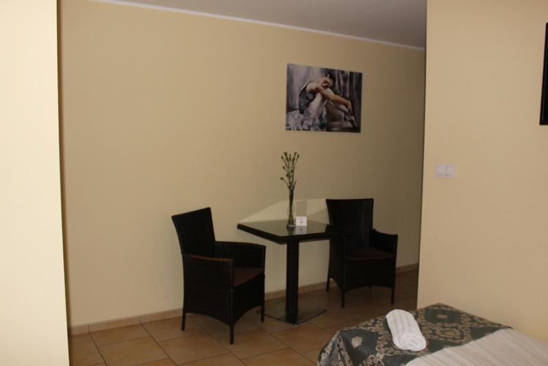 Restauracja Hotel Kassandra Września Extérieur photo