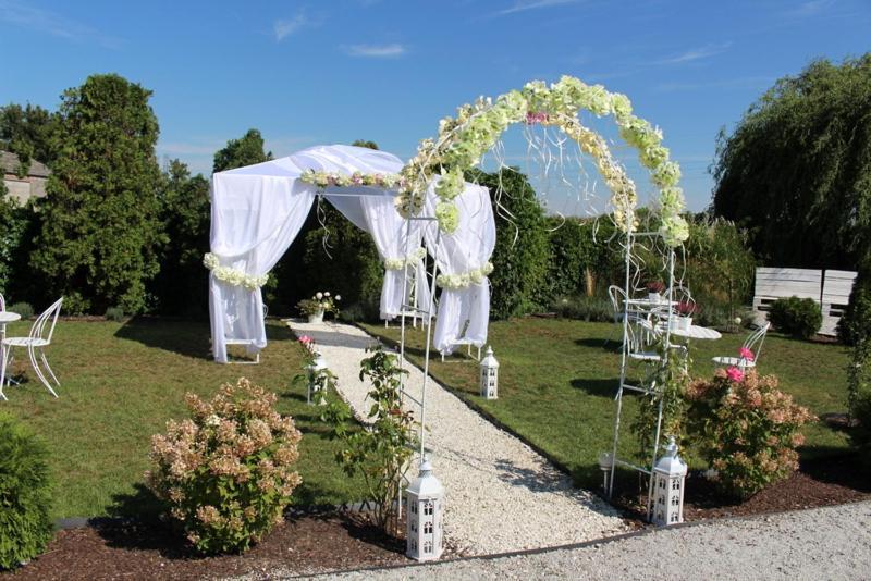 Restauracja Hotel Kassandra Września Extérieur photo