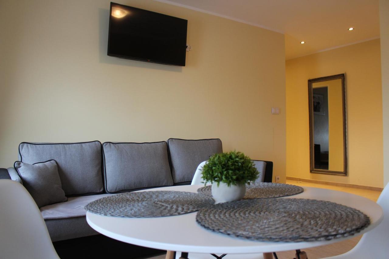 Restauracja Hotel Kassandra Września Extérieur photo